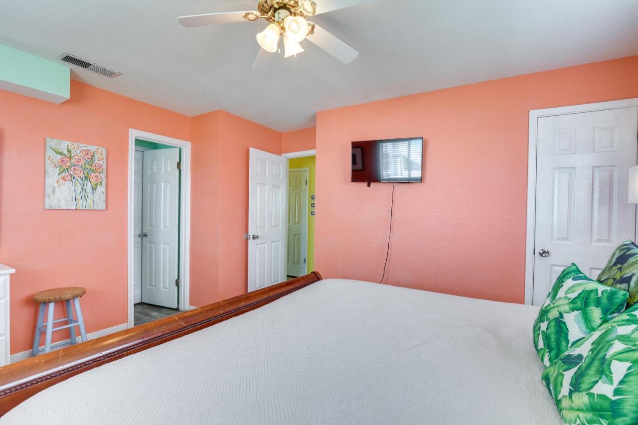 Surfside Beach Home With Deck 300 Feet To The Gulf! Екстериор снимка